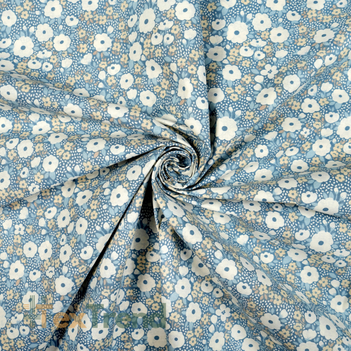 100% Baumwolle Ecru Blumenmuster auf Jeanshintergrund - 220cm