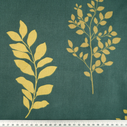 100% Baumwolle mit goldenen Blättern und Zweigen auf grünem Hintergrund
