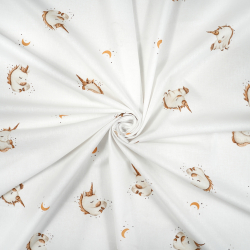 100% Baumwolle Einhörner auf weißem Hintergrund