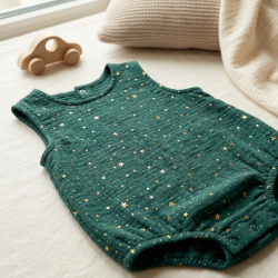 Muslin Double Gauze Waldgrün (Forest) mit goldenen Sternen