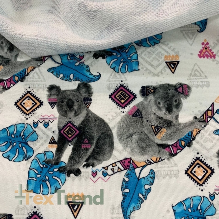 Baumwoll French Terry Stoff, Digitaldruck - Koala auf cremefarbenem Hintergrund