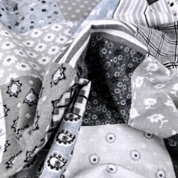 Flanellstoff / Baumwollflanell – weich – Patchwork Blumen grau-blau