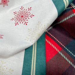 Flanellstoff / Baumwollflanell – weich – nicht gekratzt Weihnachtsmuster Rentiere mit grün-rotem Karomuster