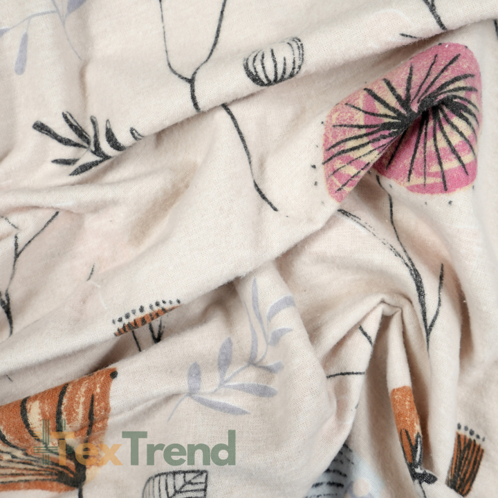 Flanellstoff / Baumwollflanell – weich – Mohnblumen auf beigem Hintergrund