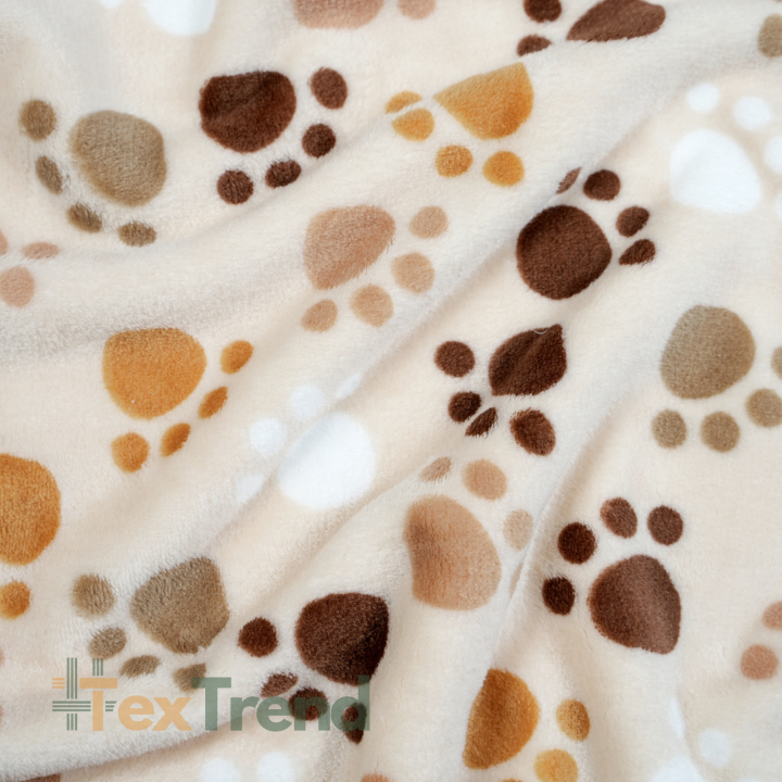 Kuschelfleece Stoff – Kinder Muster -  braune Pfoten auf beigem Hintergrund