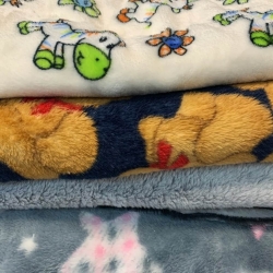 Kuschelfleece Stoff – Kinder Muster - MIX Reste, Endstücke - 1kg