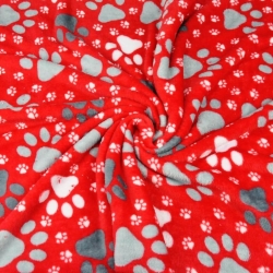 Kuschelfleece Stoff – Kinder Muster - graue Pfoten auf rotem Hintergrund