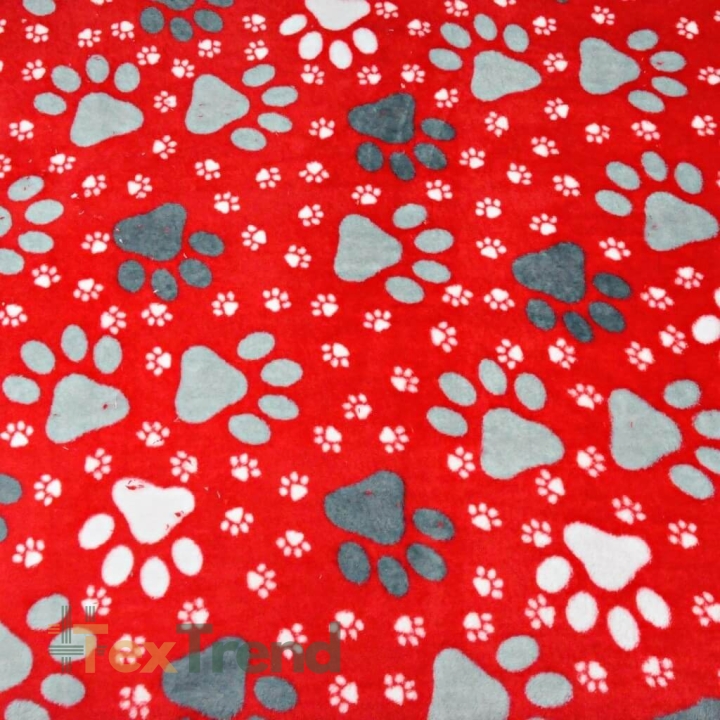 Kuschelfleece Stoff – Kinder Muster - graue Pfoten auf rotem Hintergrund