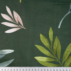 100 % Baumwolle, große Blätter und Zweige auf dunkelgrünem Hintergrund
