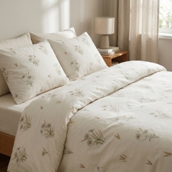 100% Baumwolle mit Kamillenblumen auf weißem Hintergrund